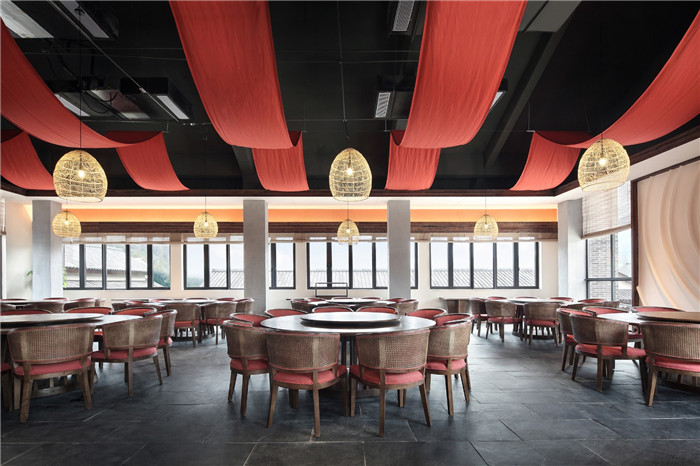 酒店餐廳設(shè)計-以當?shù)厝宋臑橹黝}的九華山禪居度假酒店設(shè)計方案