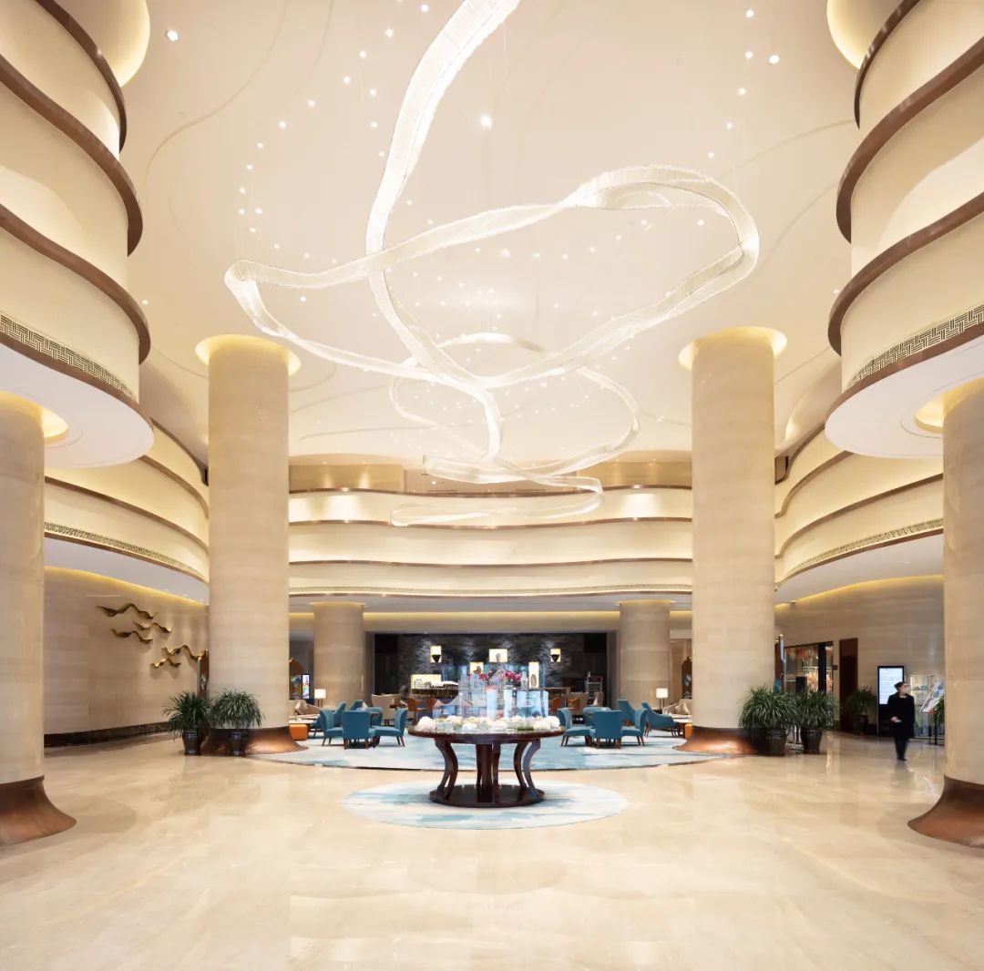 舟山三盛鉑爾曼五星級酒店大廳設(shè)計賞析