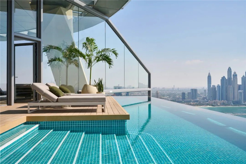 迪拜棕櫚塔AURA SKYPOOL度假酒店設(shè)計(jì)賞析 迪拜棕櫚塔AURA SKYPOOL度假酒店設(shè)計(jì)賞析